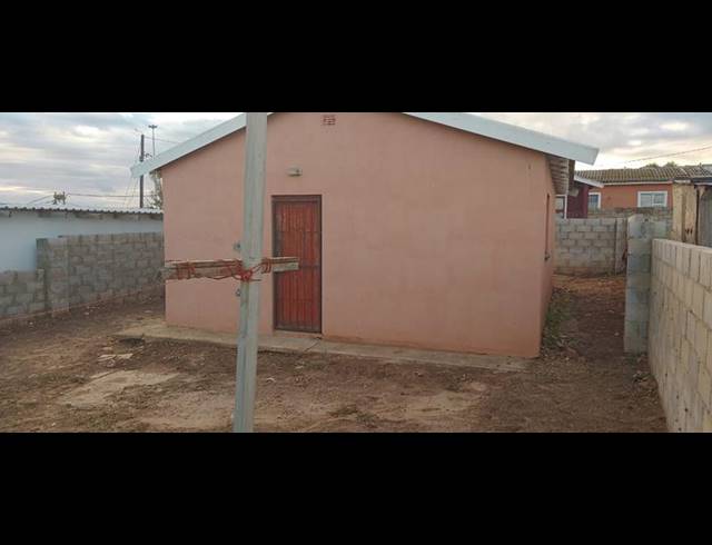 2 BEDROOM HOUSE FOR SALE IN GOVAN MBEKI